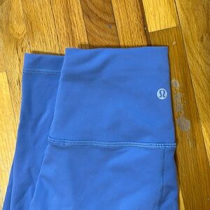 Size 2 lululemon leggings!